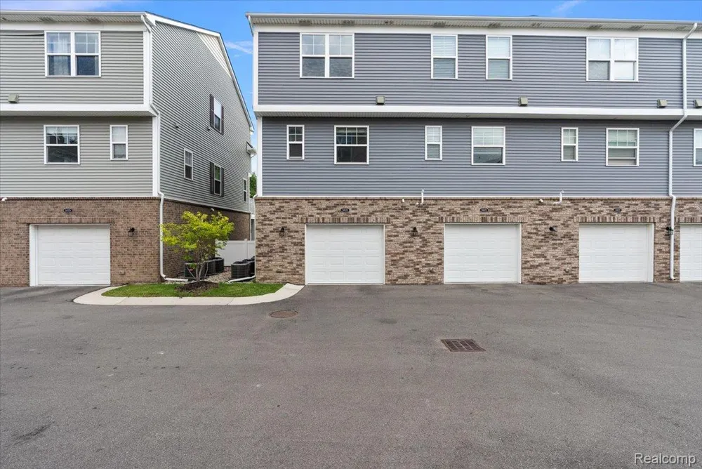 24025 Battelle Avenue Hazel Park City, MI 48030