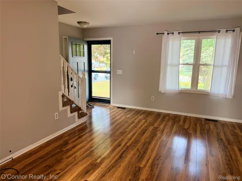 3341 Sapphire Lane
