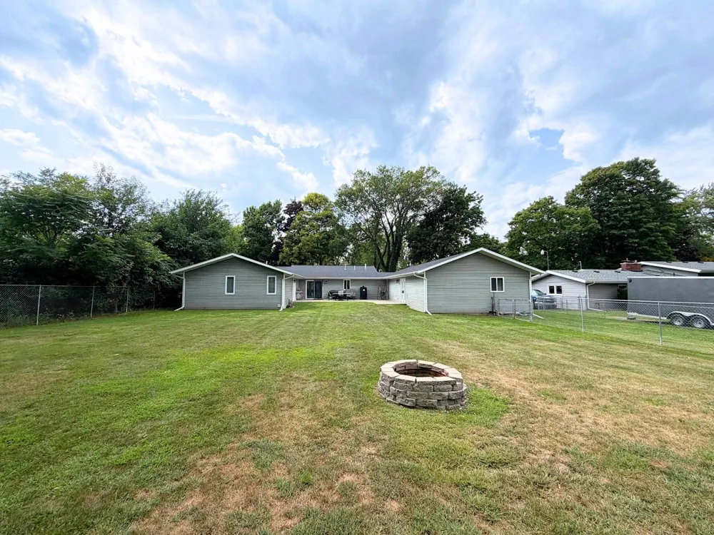 12350 Clio Road Vienna Charter Township, MI 48420