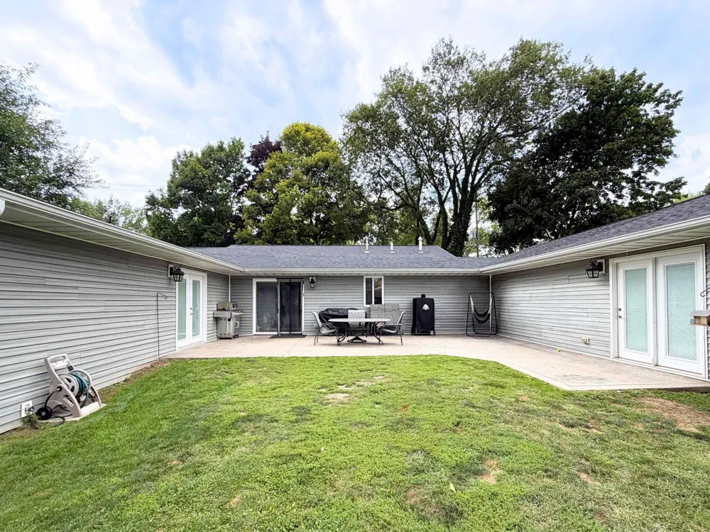 12350 Clio Road Vienna Charter Township, MI 48420