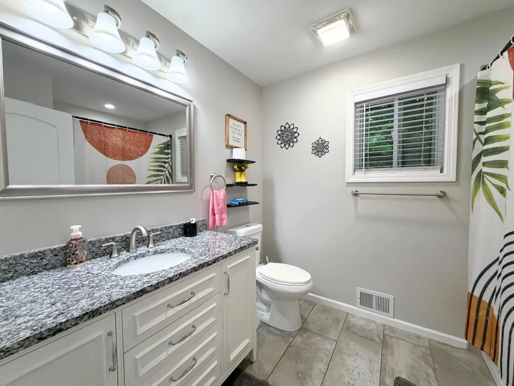 12350 Clio Road Vienna Charter Township, MI 48420