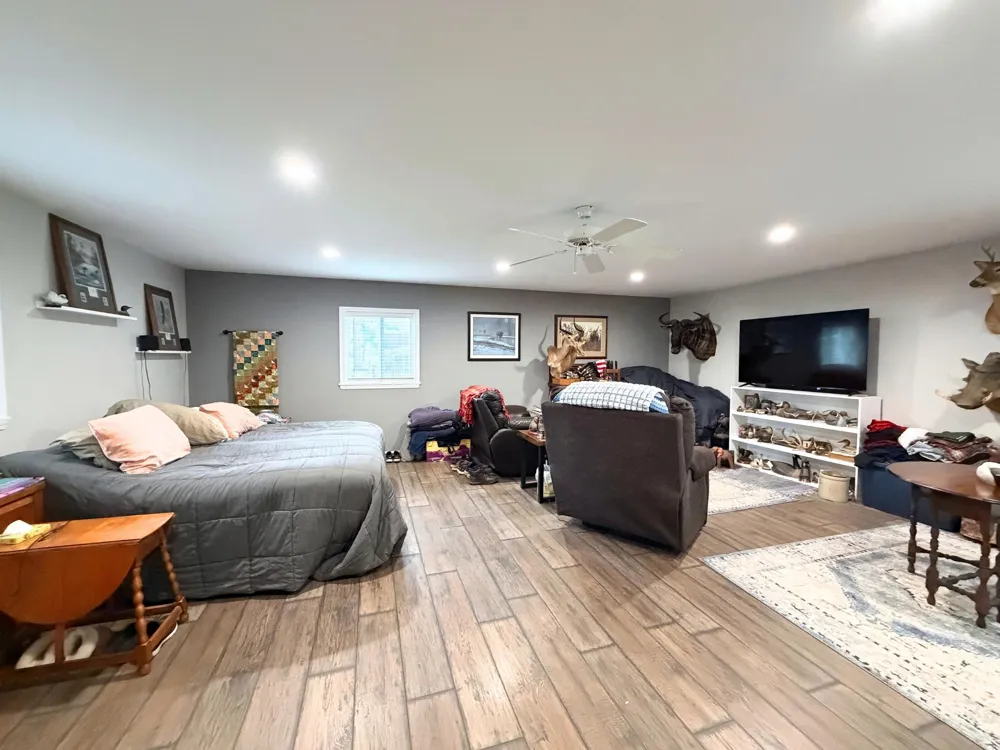 12350 Clio Road Vienna Charter Township, MI 48420