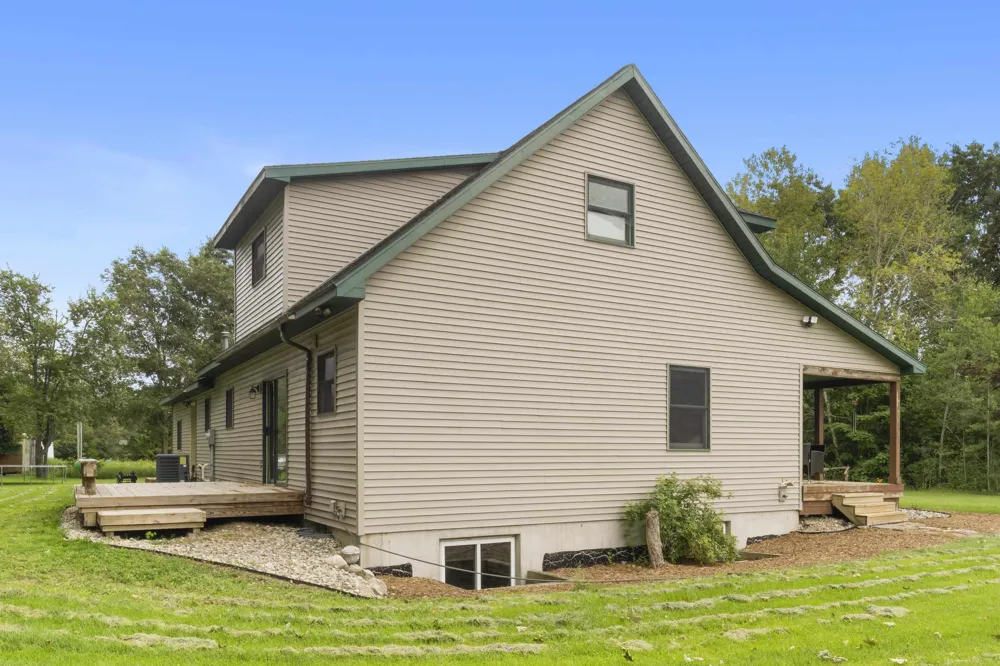 20680 Cinder Inland Township, MI 49643