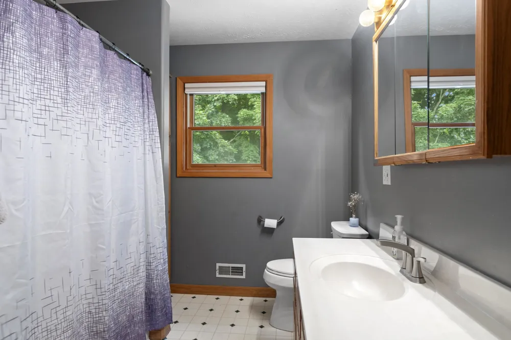 20680 Cinder Inland Township, MI 49643