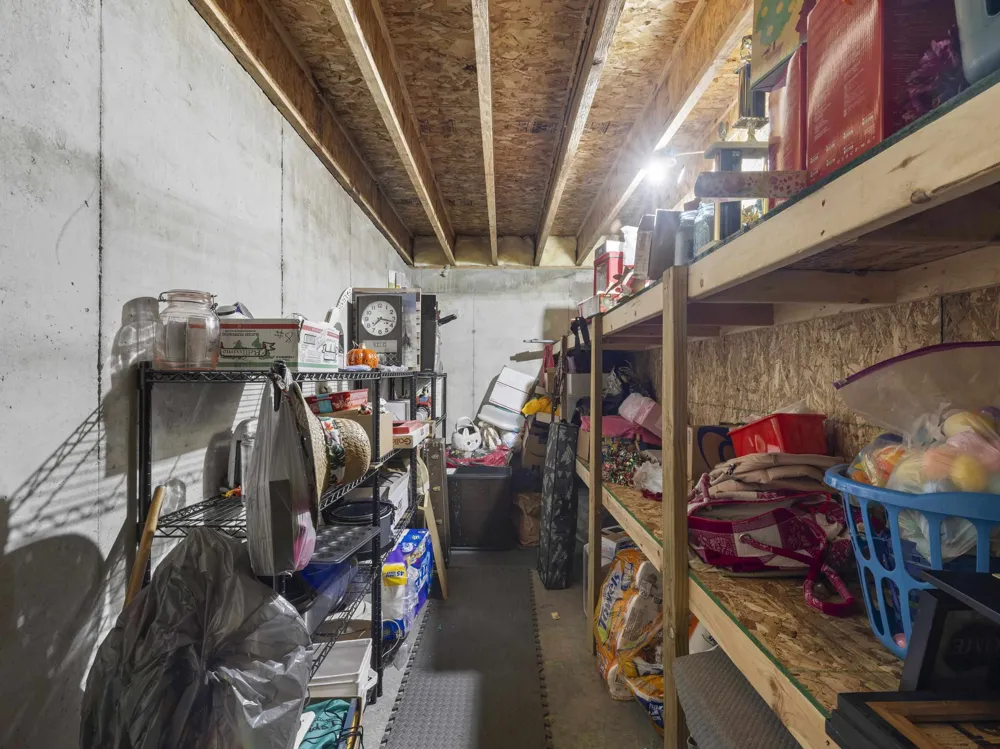 20680 Cinder Inland Township, MI 49643
