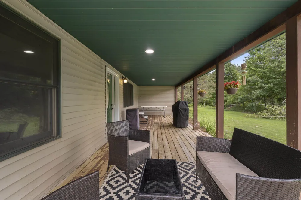 20680 Cinder Inland Township, MI 49643