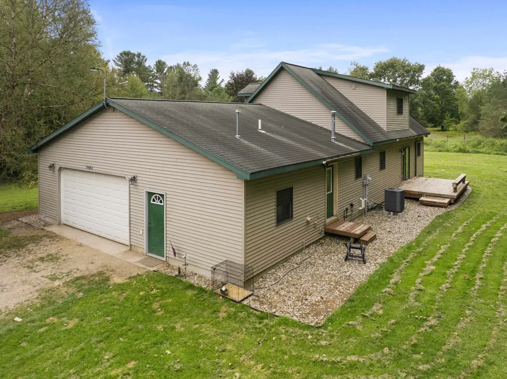 20680 Cinder Inland Township, MI 49643