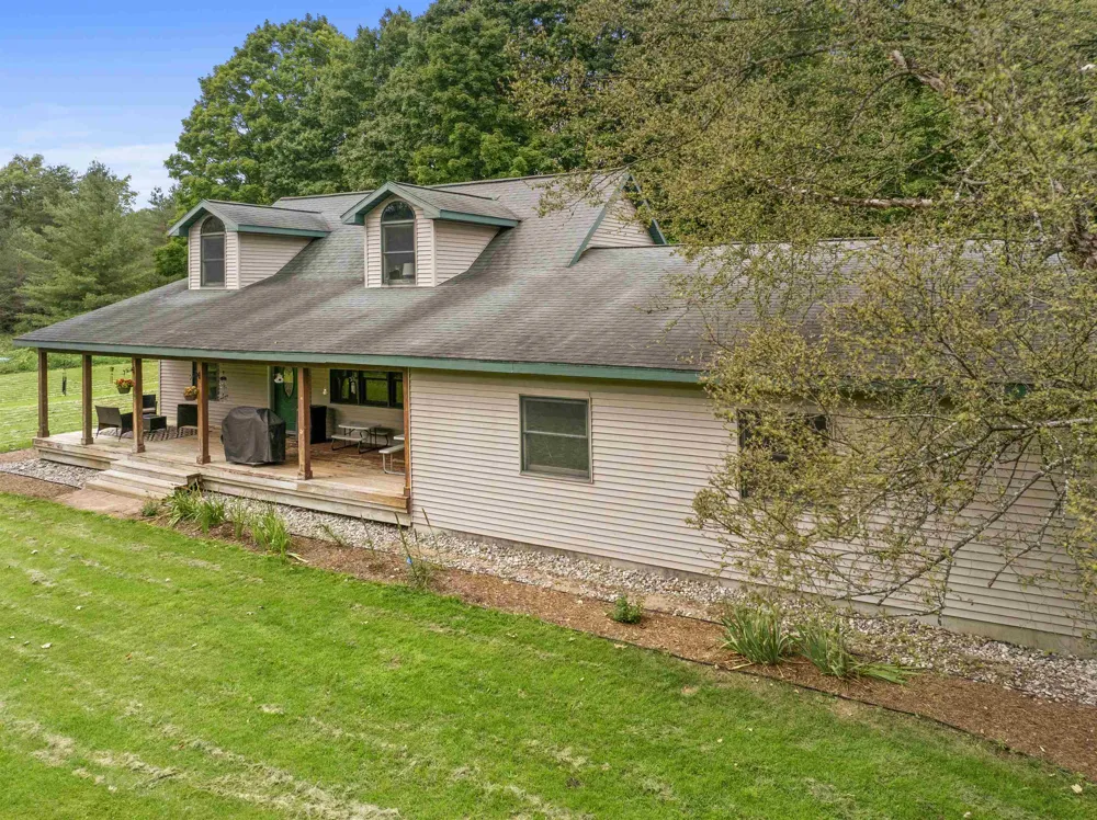 20680 Cinder Inland Township, MI 49643
