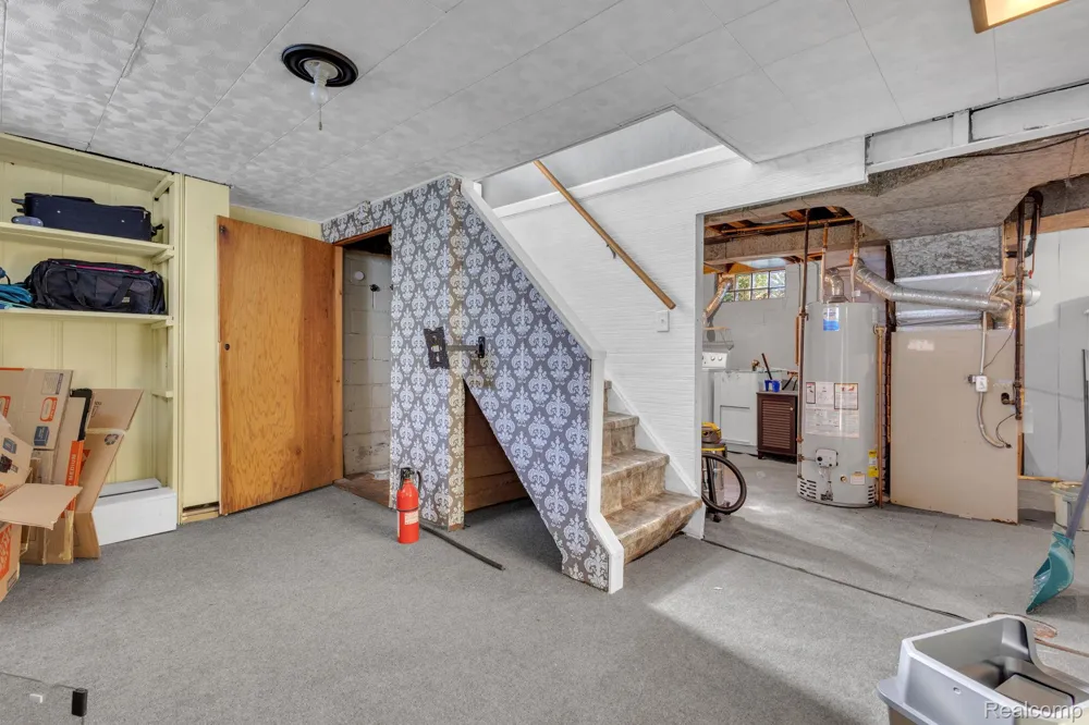 2129 Geneva Street Dearborn City, MI 48124