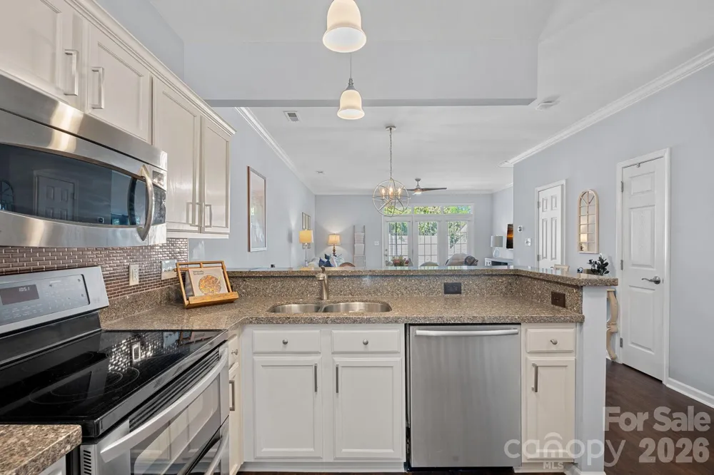 1524 Anthem Court Charlotte, NC 28205