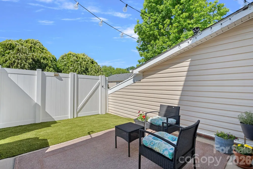 1524 Anthem Court Charlotte, NC 28205