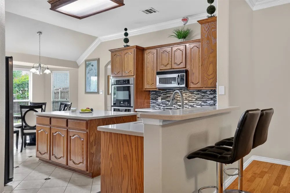 3002 Silver Springs Way Rowlett, TX 75089