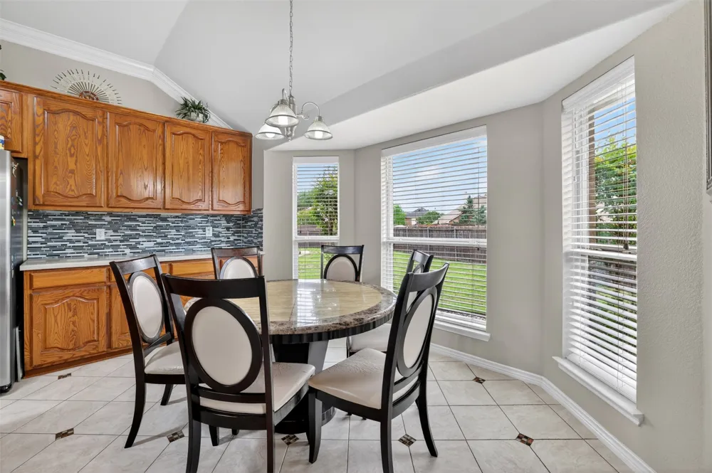 3002 Silver Springs Way Rowlett, TX 75089