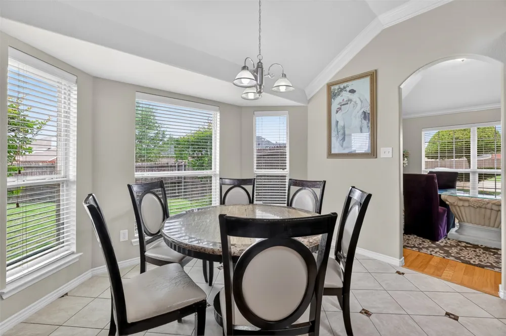 3002 Silver Springs Way Rowlett, TX 75089