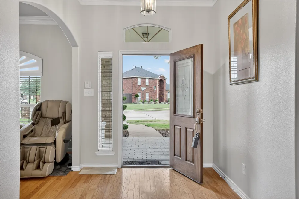 3002 Silver Springs Way Rowlett, TX 75089