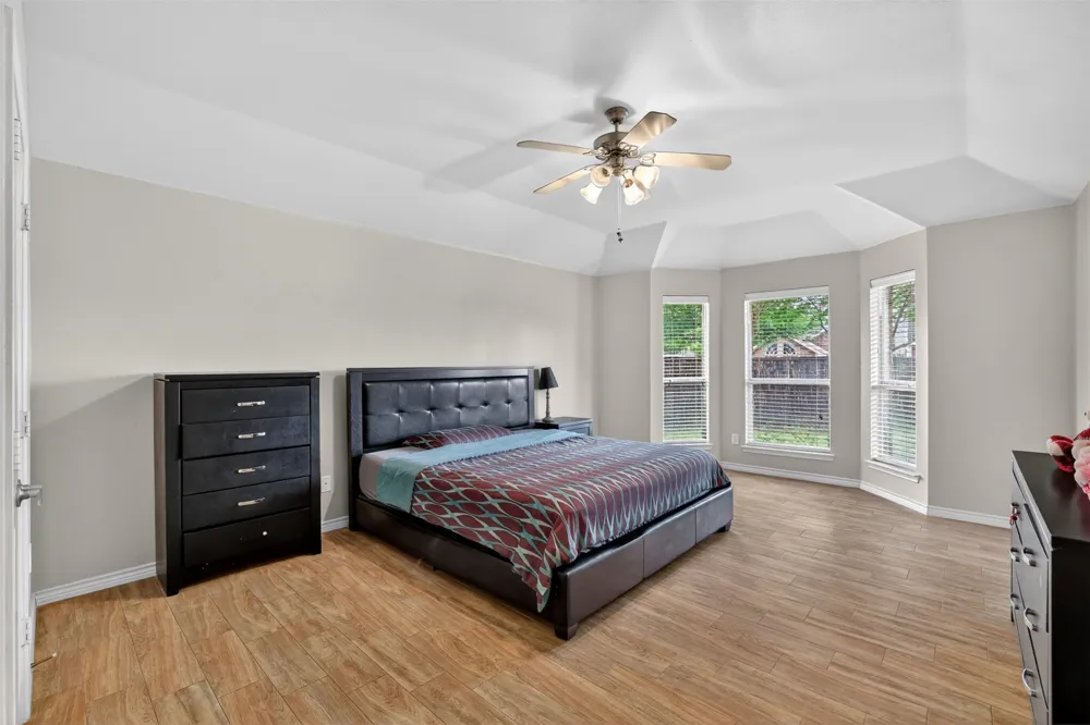 3002 Silver Springs Way Rowlett, TX 75089