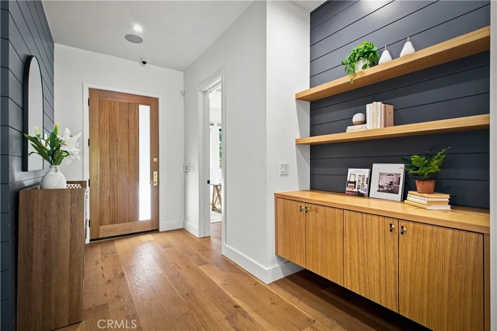 4458 Katherine Avenue Sherman Oaks, CA 91423