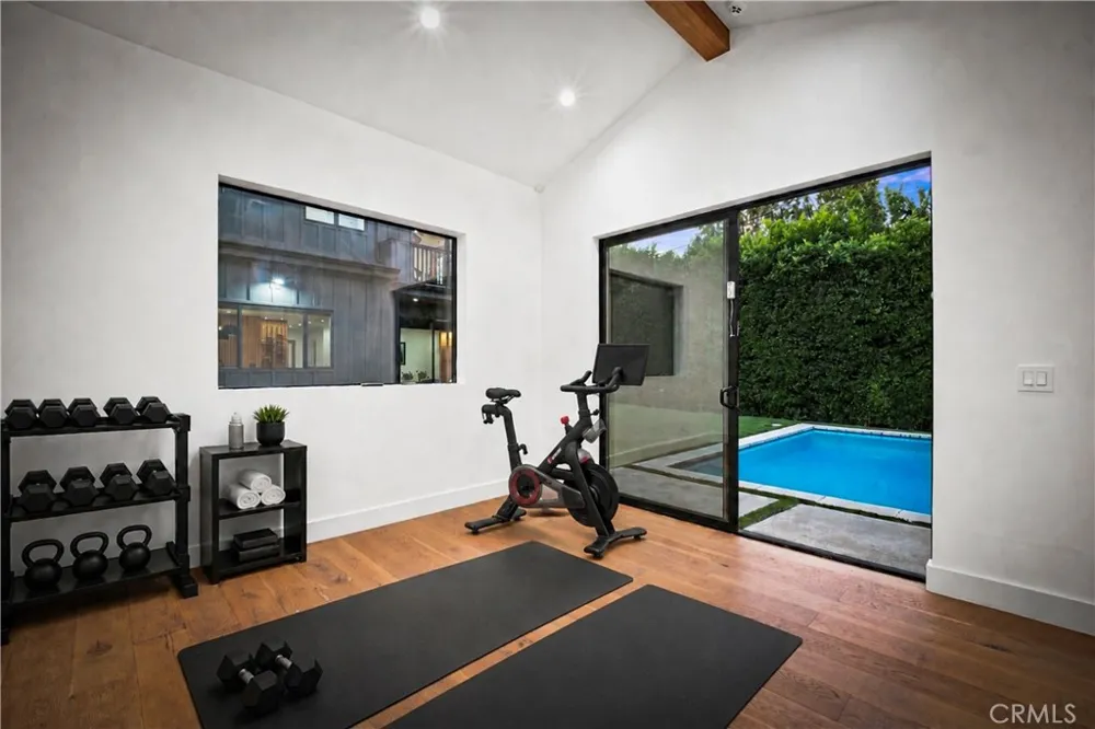 4458 Katherine Avenue Sherman Oaks, CA 91423