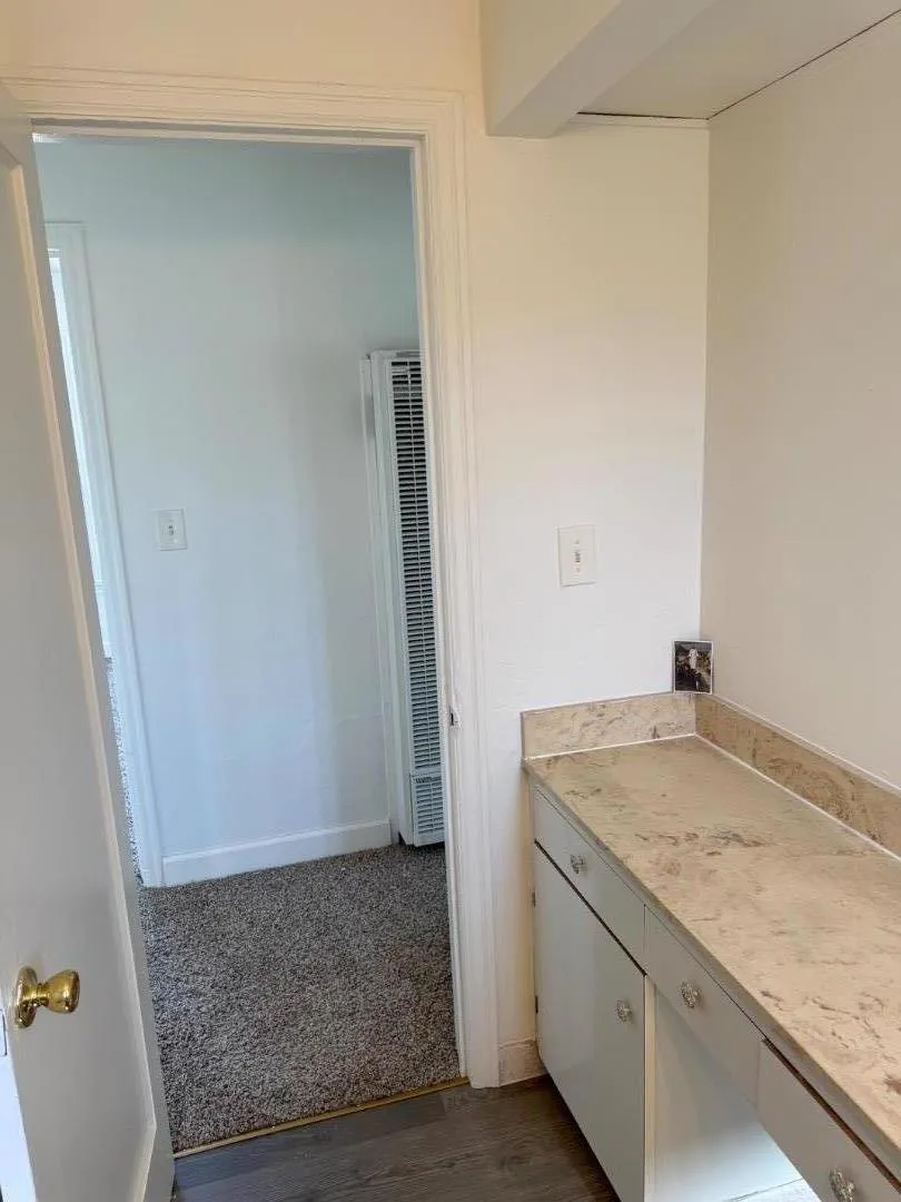 85 Paloma Avenue Salinas, CA 93905