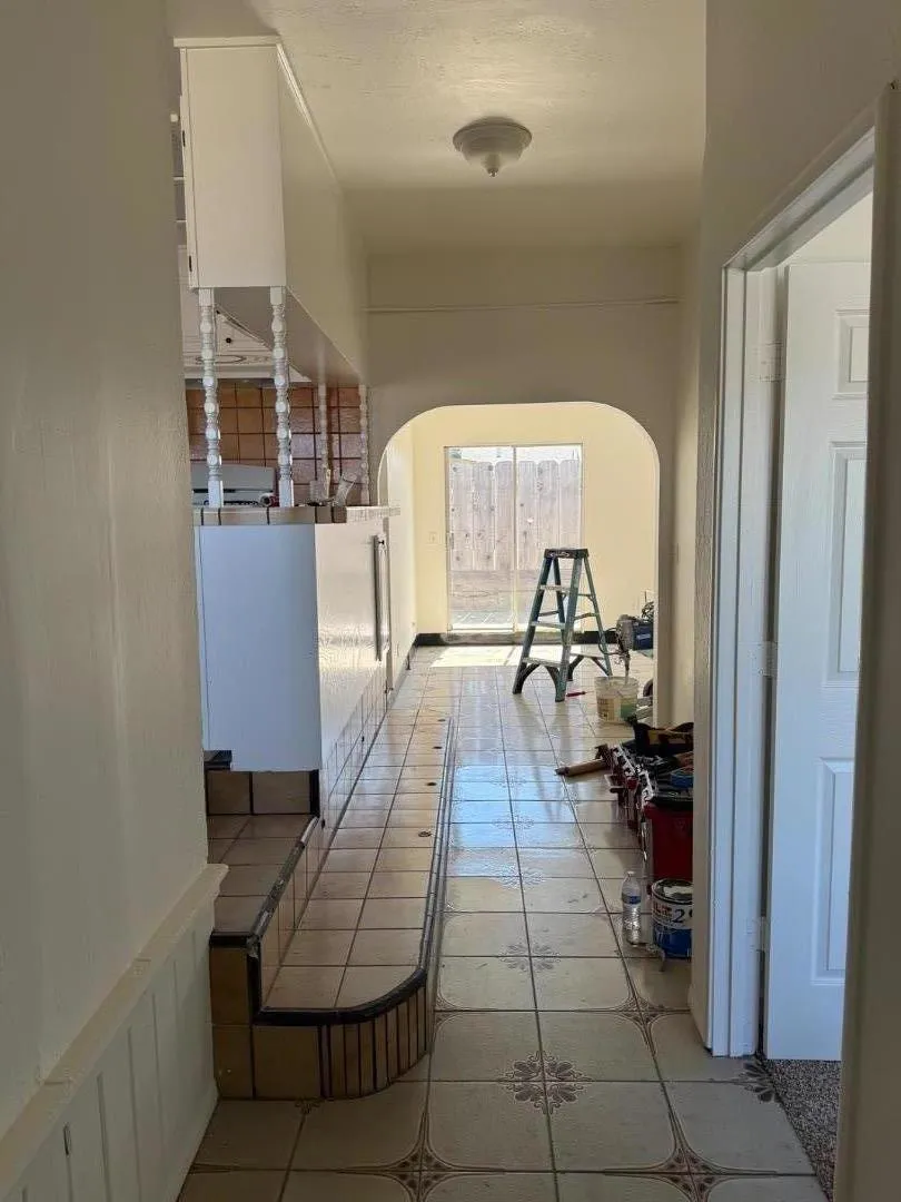 85 Paloma Avenue Salinas, CA 93905