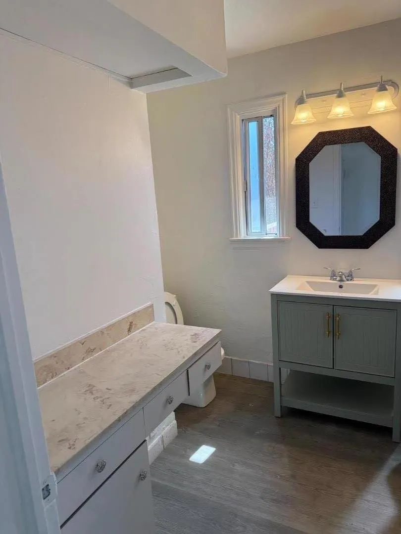 85 Paloma Avenue Salinas, CA 93905