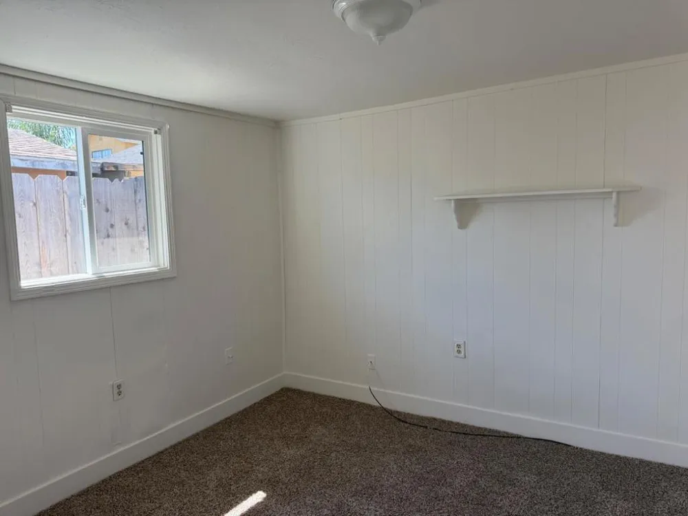 85 Paloma Avenue Salinas, CA 93905