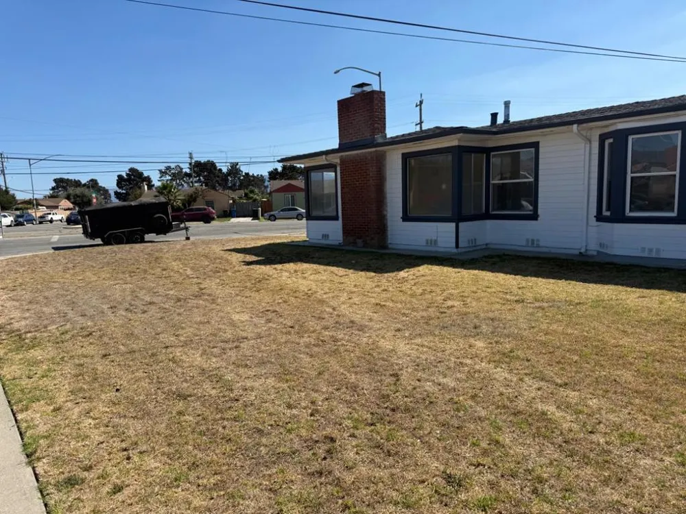 85 Paloma Avenue Salinas, CA 93905