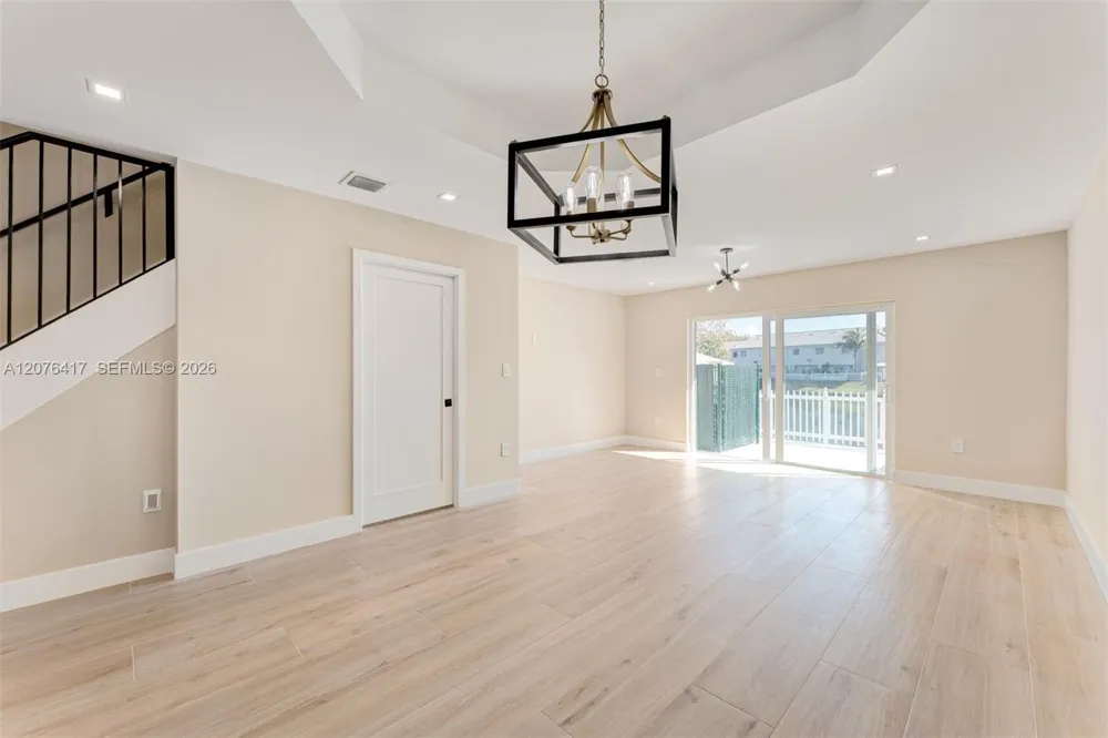 14325 SW 121st Pl #5 Miami, FL 33186