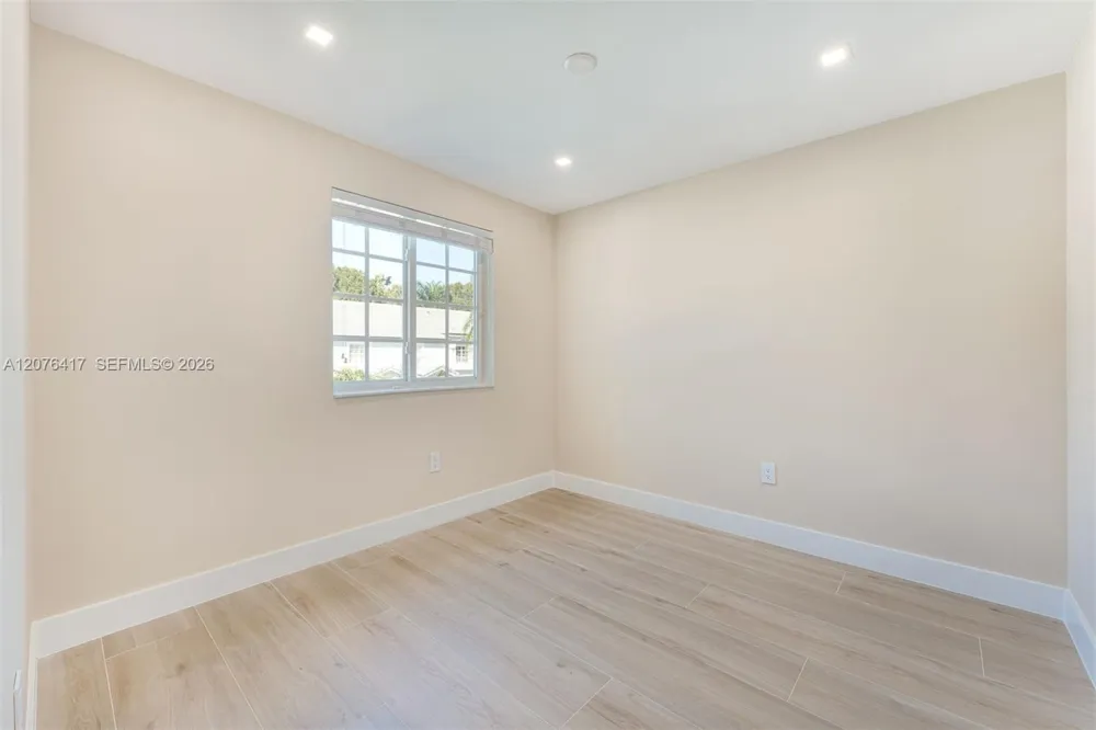 14325 SW 121st Pl #5 Miami, FL 33186