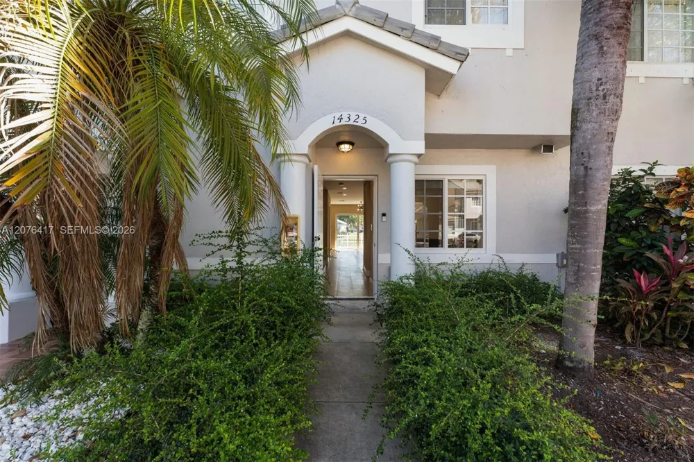 14325 SW 121st Pl #5 Miami, FL 33186