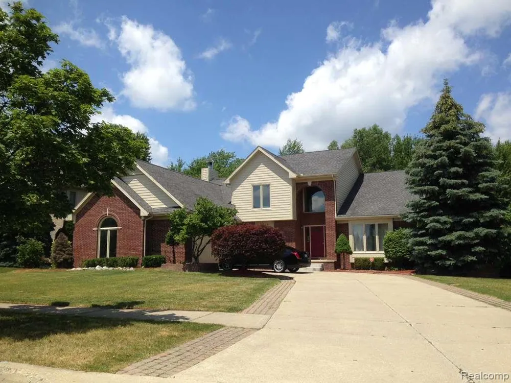 7782 Watford Drive West Bloomfield Charter Township, MI 48322