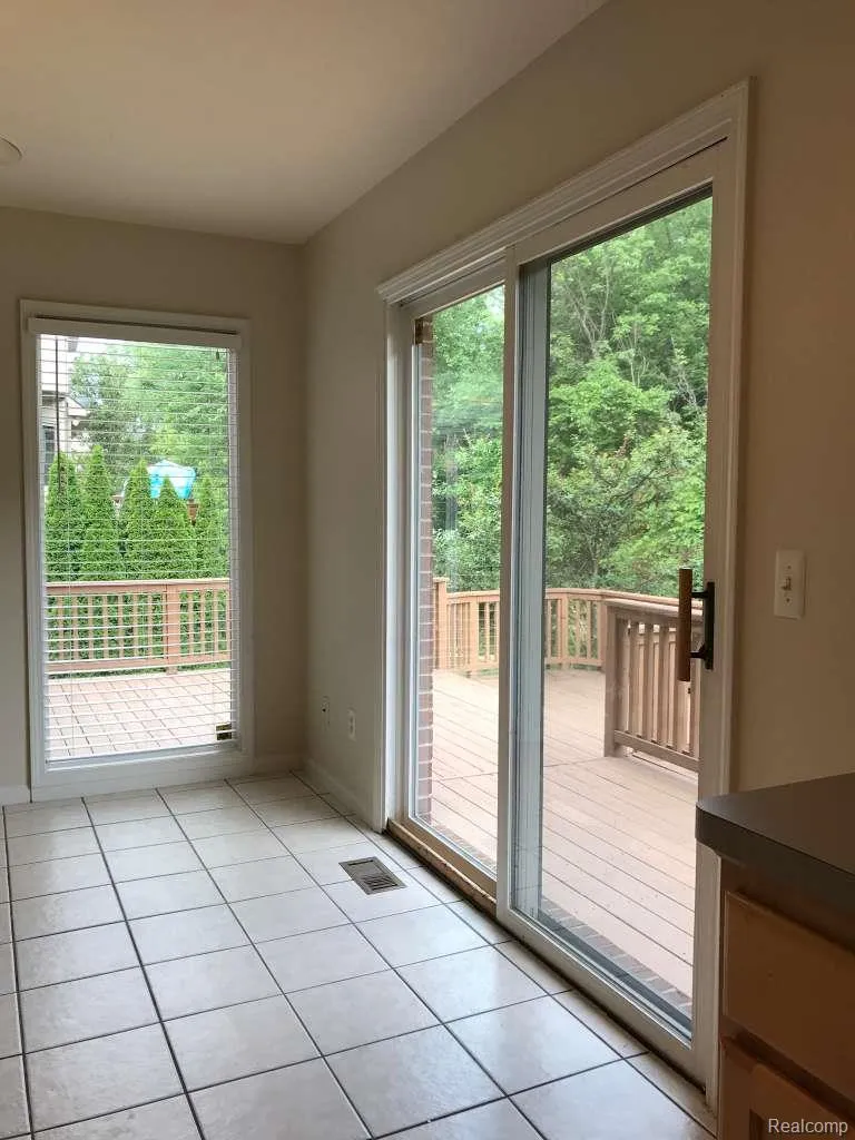 7782 Watford Drive West Bloomfield Charter Township, MI 48322