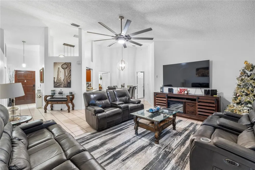 1215 RINKFIELD PLACE Brandon, FL 33511