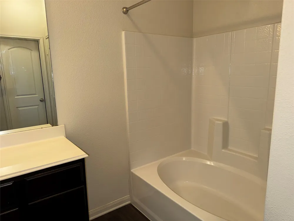 14360 Riata Lane Dallas, TX 75253