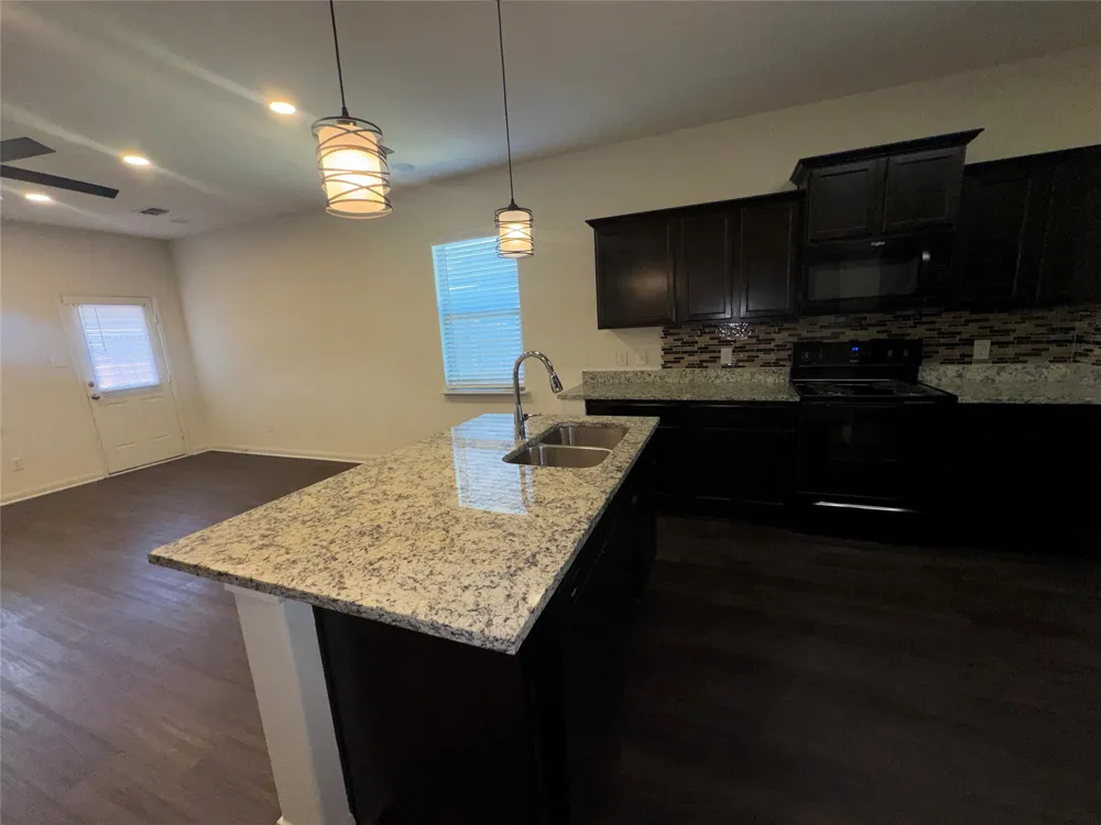 14360 Riata Lane Dallas, TX 75253