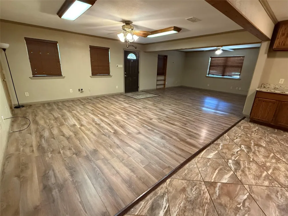 10274 Fm 2293 Bremond, TX 76629