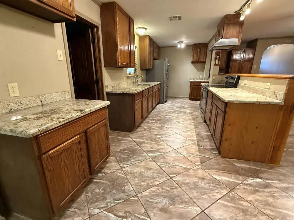 10274 Fm 2293 Bremond, TX 76629