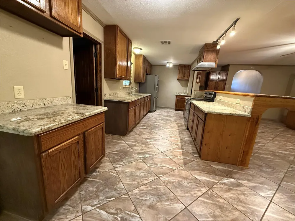 10274 Fm 2293 Bremond, TX 76629