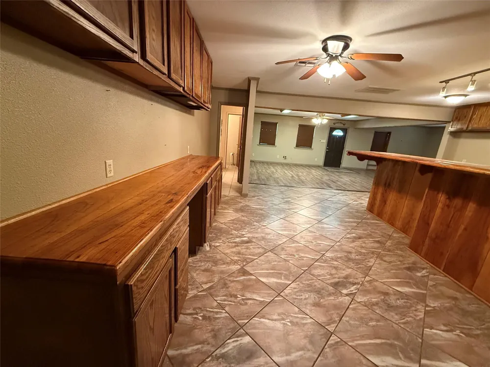 10274 Fm 2293 Bremond, TX 76629