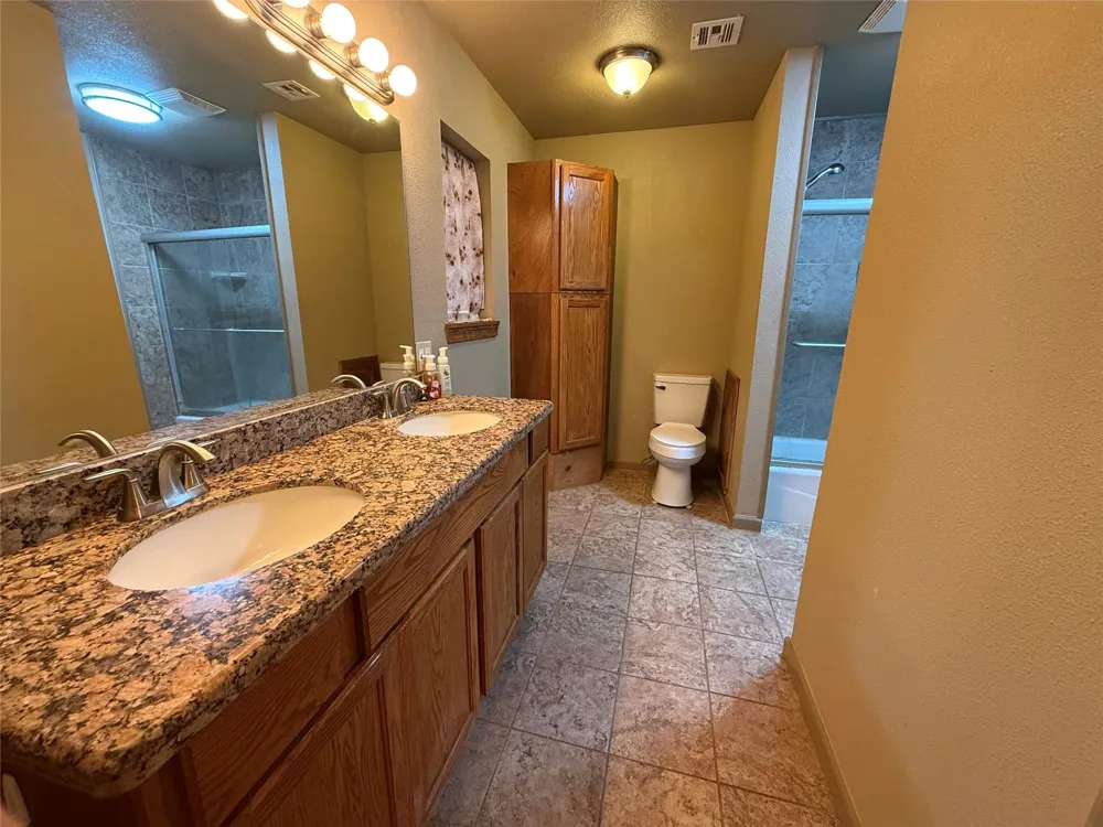 10274 Fm 2293 Bremond, TX 76629