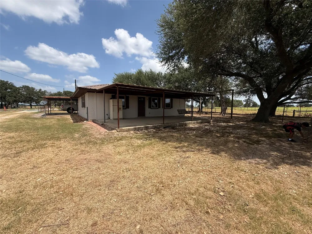 10274 Fm 2293 Bremond, TX 76629