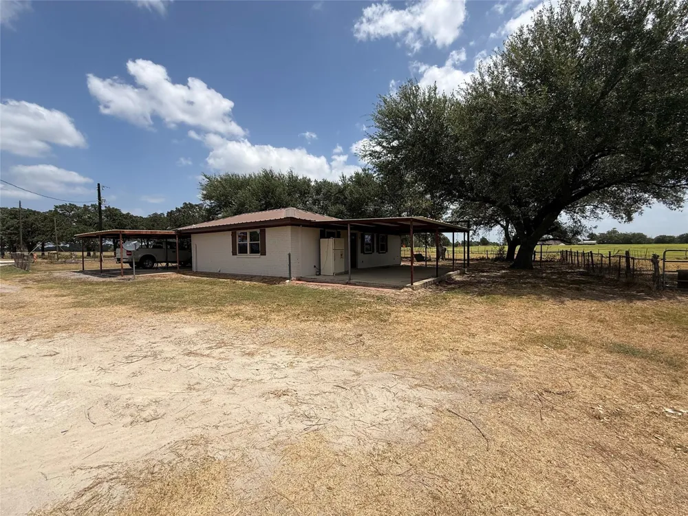 10274 Fm 2293 Bremond, TX 76629