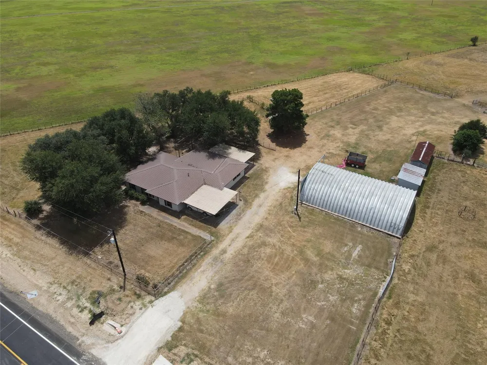 10274 Fm 2293 Bremond, TX 76629