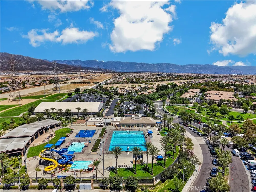 15723 Parkhouse #3 Fontana, CA 92336