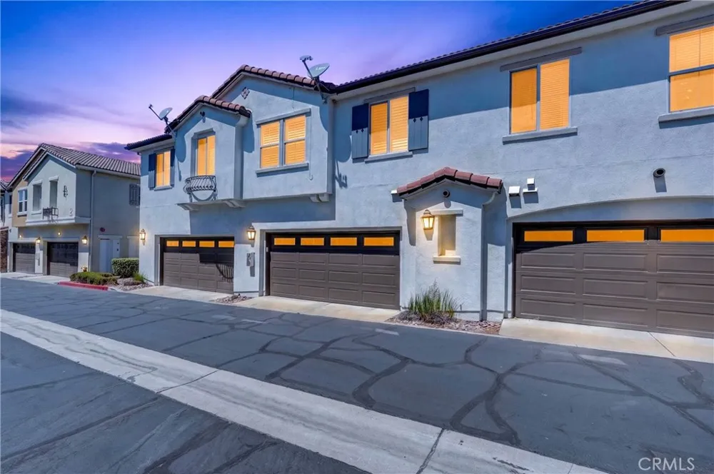 15723 Parkhouse #3 Fontana, CA 92336