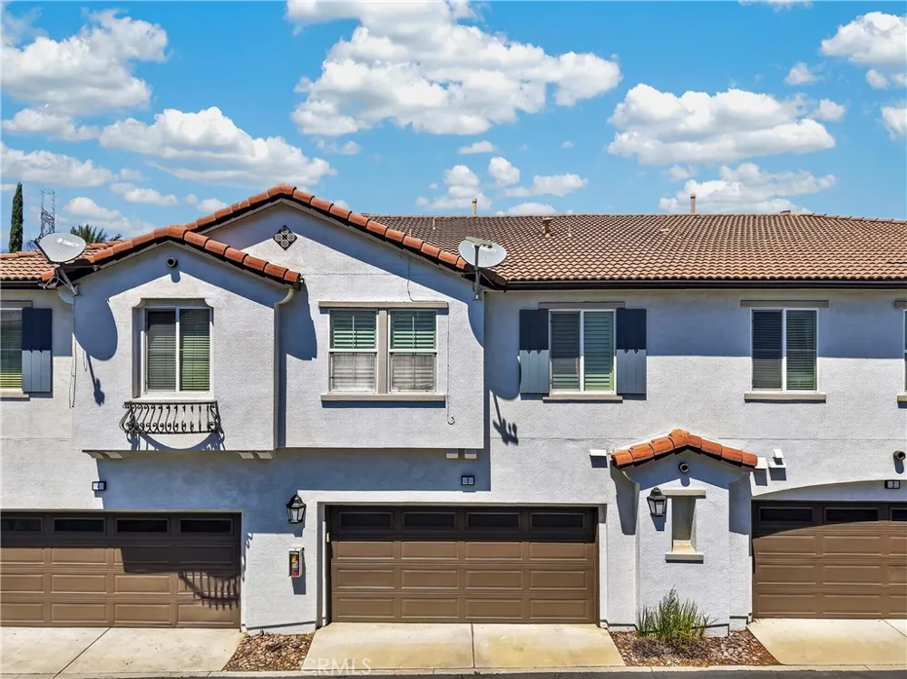 15723 Parkhouse #3 Fontana, CA 92336