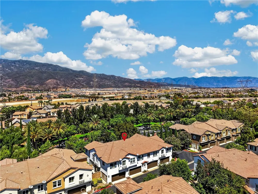 15723 Parkhouse #3 Fontana, CA 92336