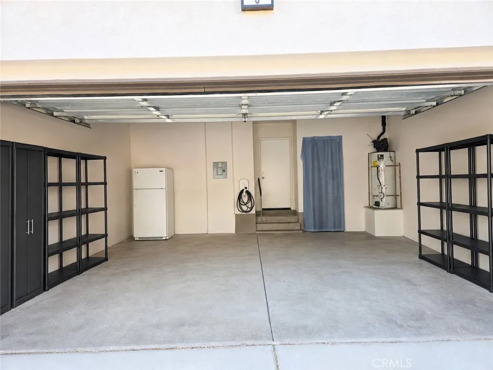 15723 Parkhouse #3 Fontana, CA 92336