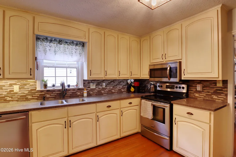 1536 Marks Creek Church Road Laurel Hill, NC 28351