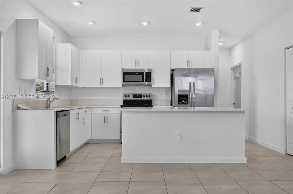 11942 SW 239th St Homestead, FL 33032